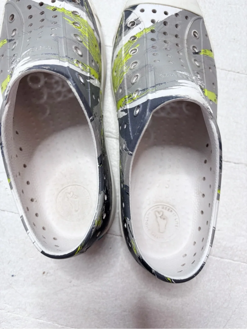 Native Shoes Jefferson Multicolor Slip On Waterproof Shoes Size 3